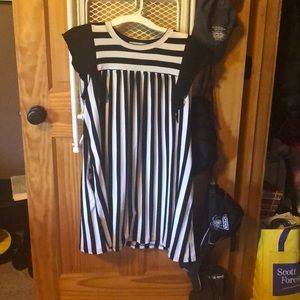 Sleeveless dress